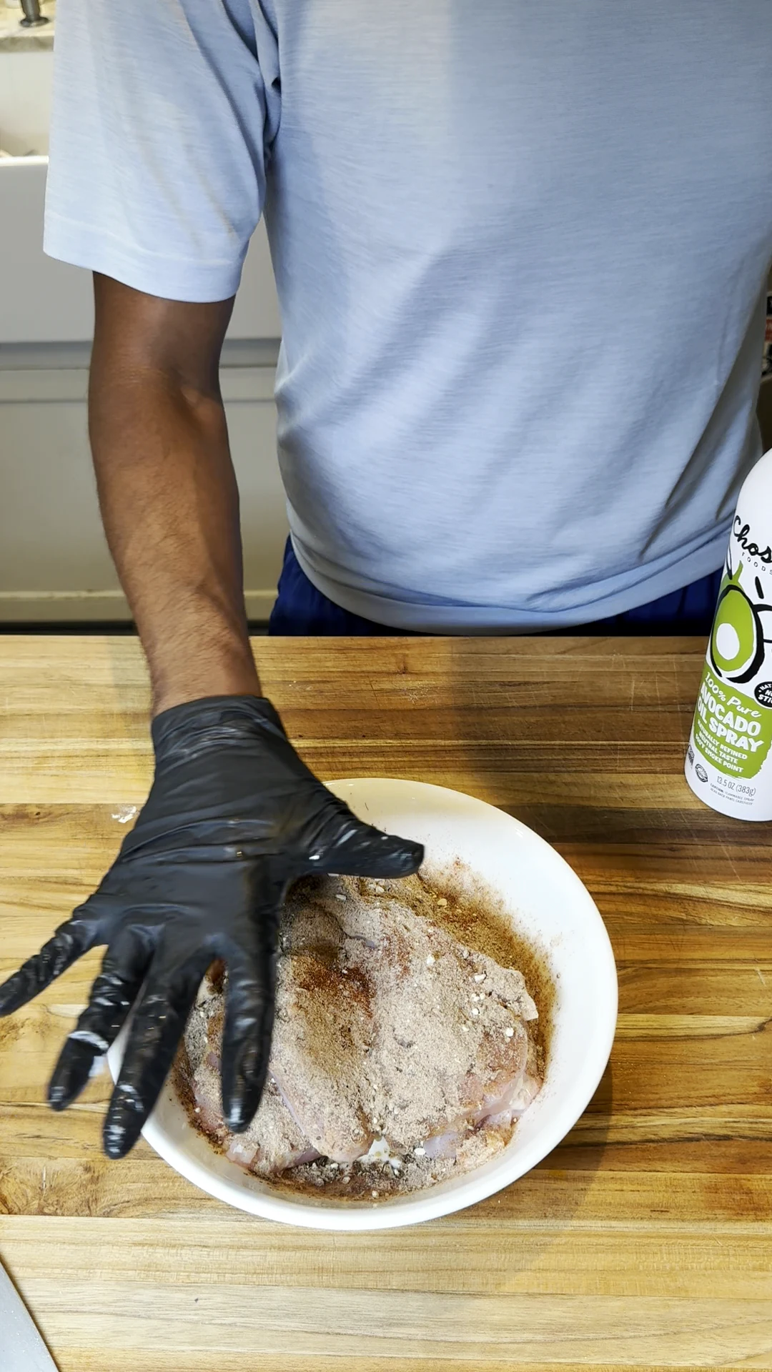 Step photo: rub chicken